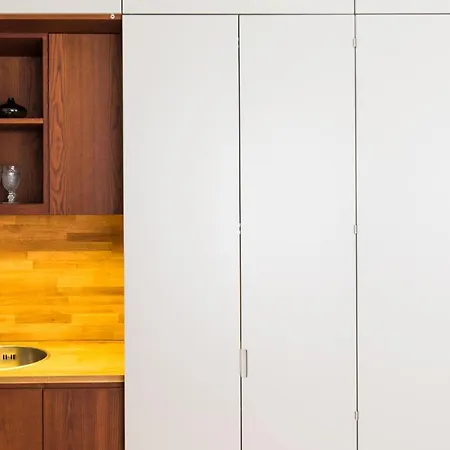 Lovelystay Central Secret Apartment Porto