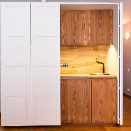 Lovelystay Central Secret Apartment *