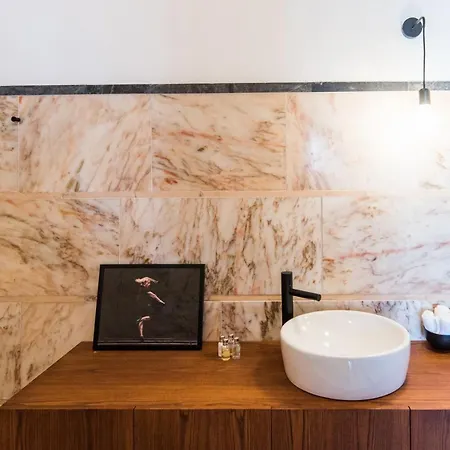 Lovelystay Central Secret Porto